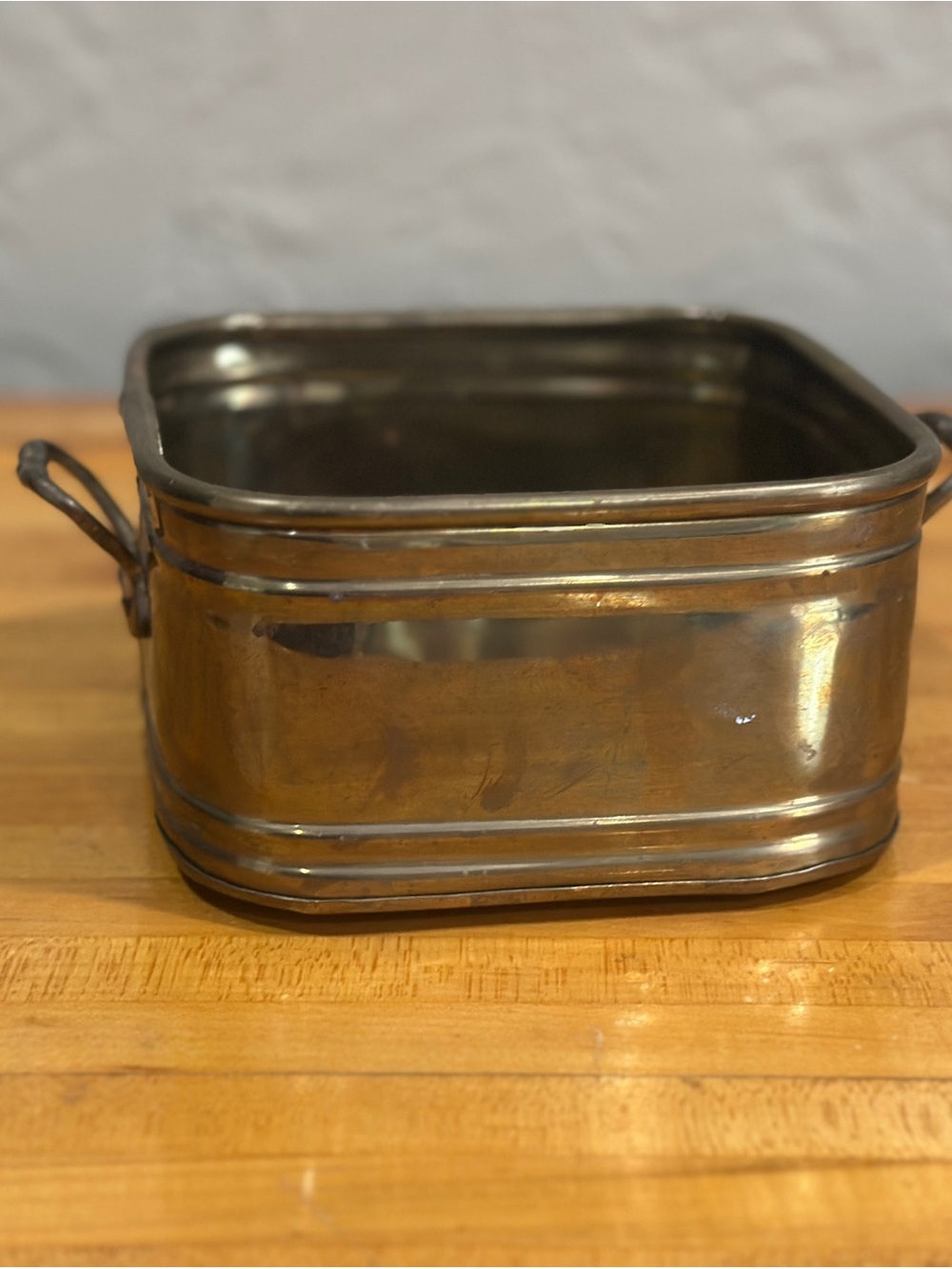 Antique-Style Square Metal Serving Pan Planter Tissue Holder in Brown Brass Gold